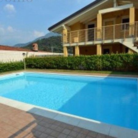 레노 Attico With Swimming Pool 아파트 외부 사진